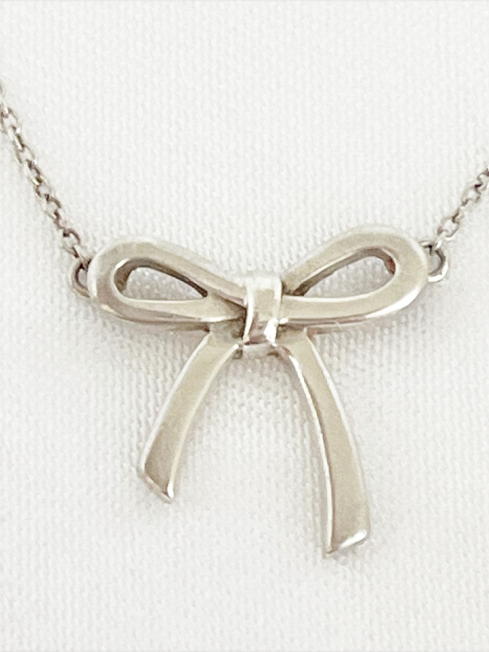 TIFFANY & Co. Sterling Silver Bow Necklace Pendant 925 Minimalist 16 Inch 925 - Picture 11 of 11